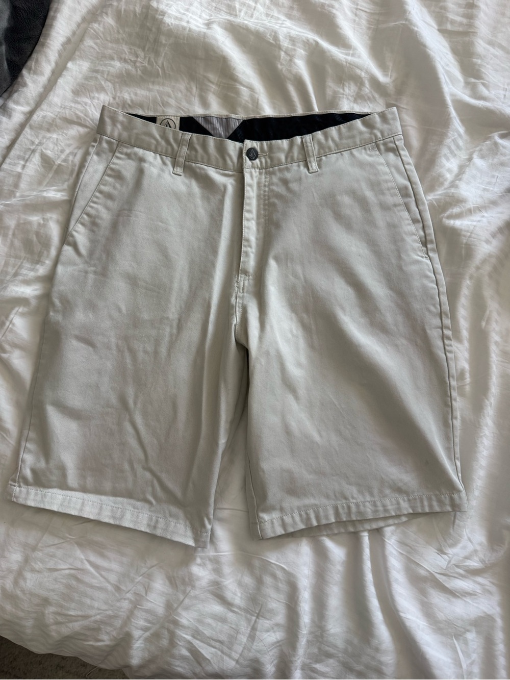 Volcom Men's Light Gray Flat Front Shorts